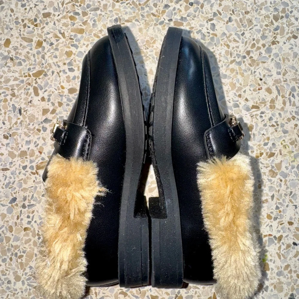 GAP stylish loafers